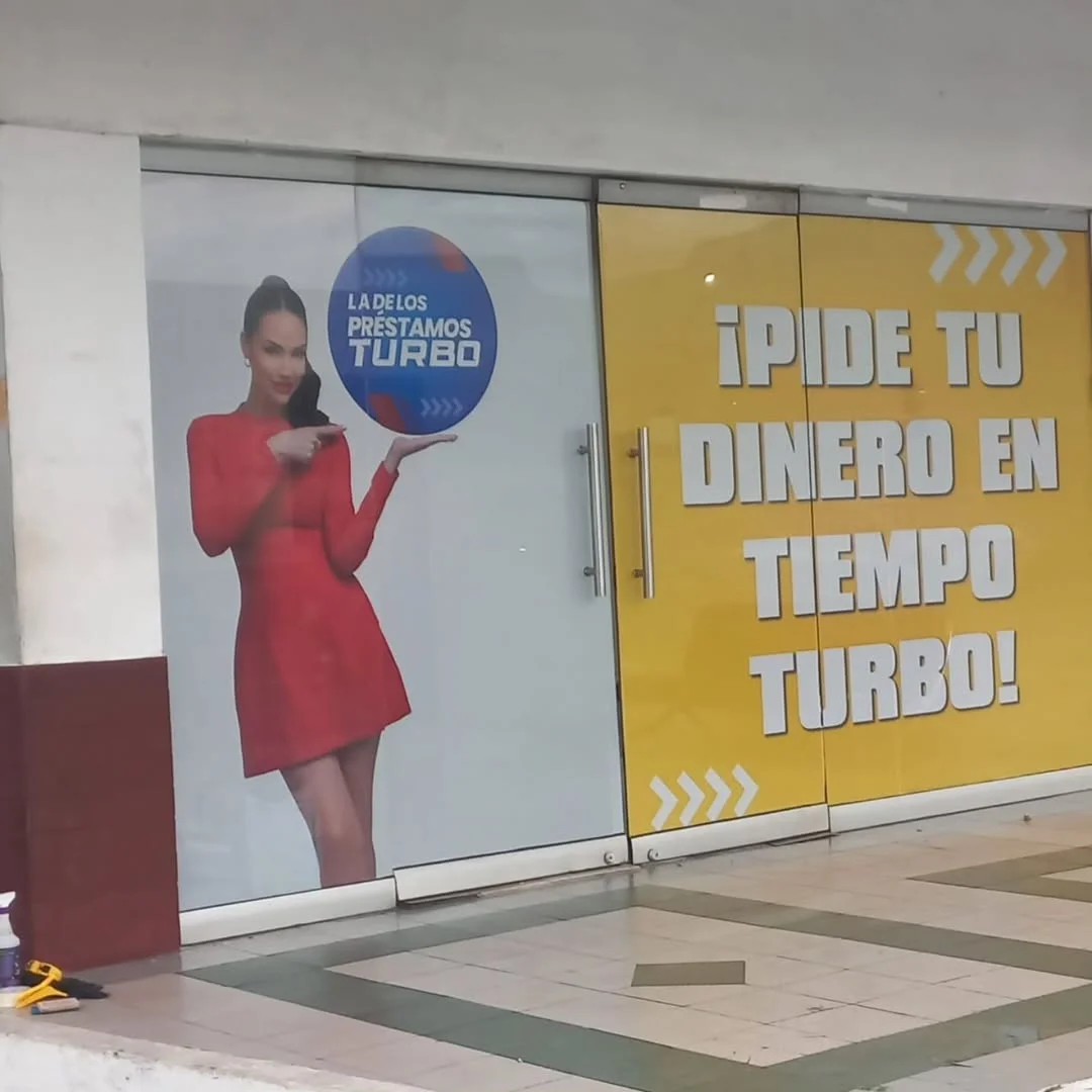 Rotulación comercial en Panamá